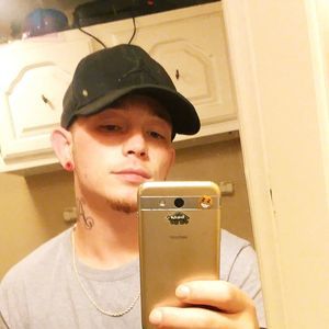 Meet your Posher, Justin